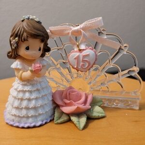VTG Precious Moments Quinceanera 15 Figurine, 2003, Avon, Enesco, Like New